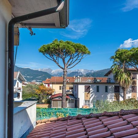 Residenza Tirrenia By Mmega Appartement Marina di Massa Buitenkant foto