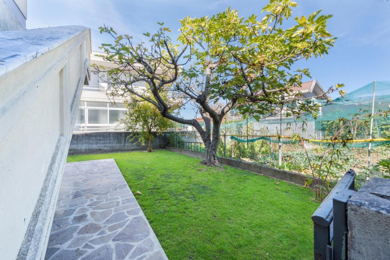 Residenza Tirrenia By Mmega Appartement Marina di Massa Buitenkant foto