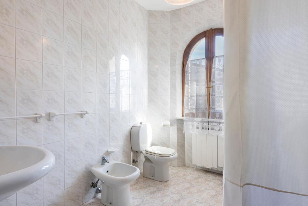 Residenza Tirrenia By Mmega Appartement Marina di Massa Buitenkant foto