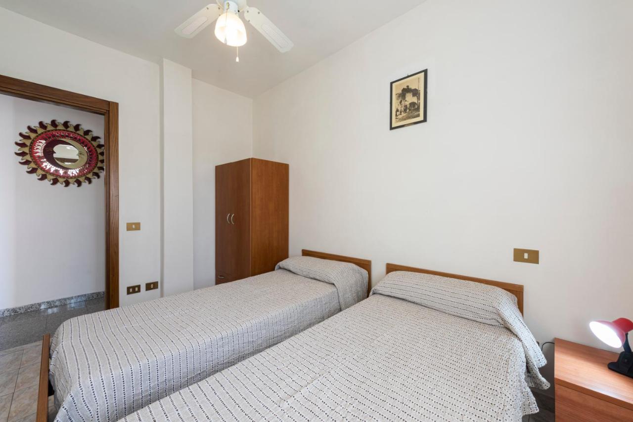 Residenza Tirrenia By Mmega Appartement Marina di Massa Buitenkant foto